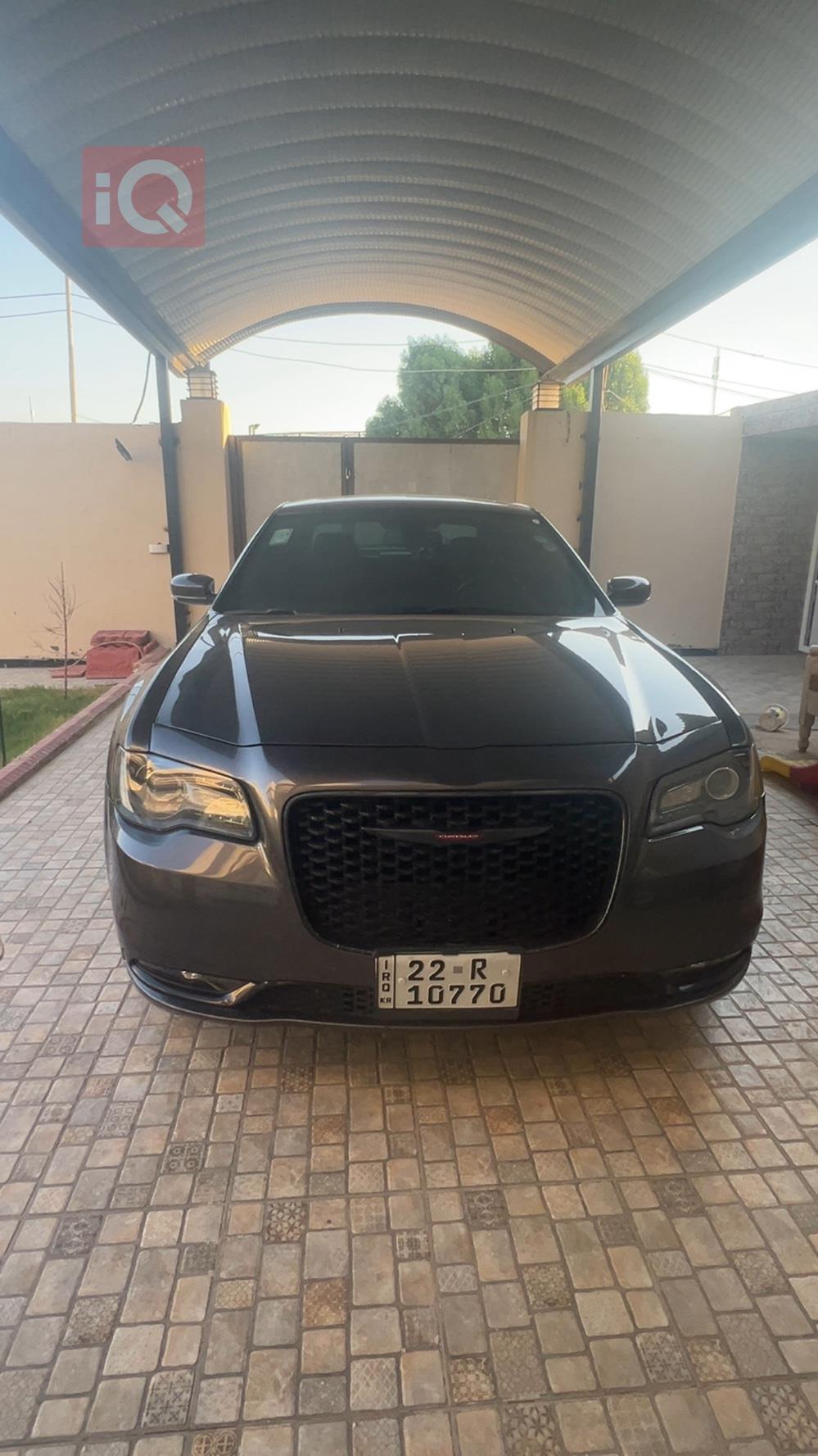 كرايسلر 300
